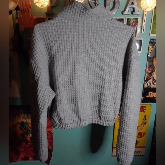 New shein sweater - Picture 2 of 4
